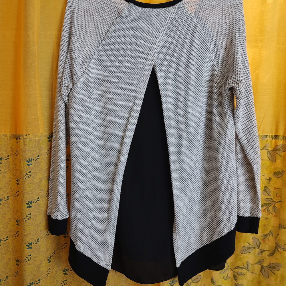 Bar III Black and White Open-Front Cardigan